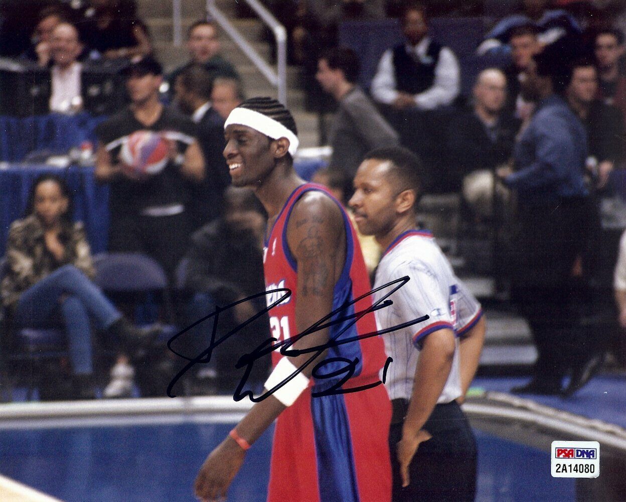 Darius Miles Signed Autographed 8X10 Photo Poster painting Clippers Road Smiling PSA Sticker