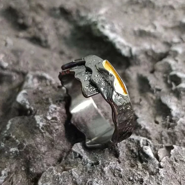 Coutureaura Distant Mountain Ring