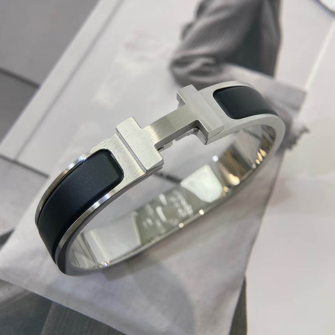 Buy replica Hermes Bermes Darth Vader Bracelet and replica jewelry from PICKS Jewelry