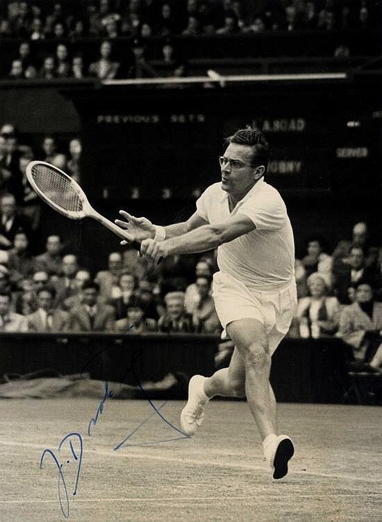 JAROSLAV DROBNY Signed Photo Poster paintinggraph - Tennis Champion - Wimbledon 1954 - preprint