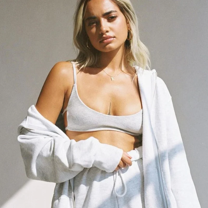 Hugcitar 2021 Sleeveless Backless Extra Crop Top Summer Women Fashion Sportswear Casual Stretchy Camis Y2K Tees