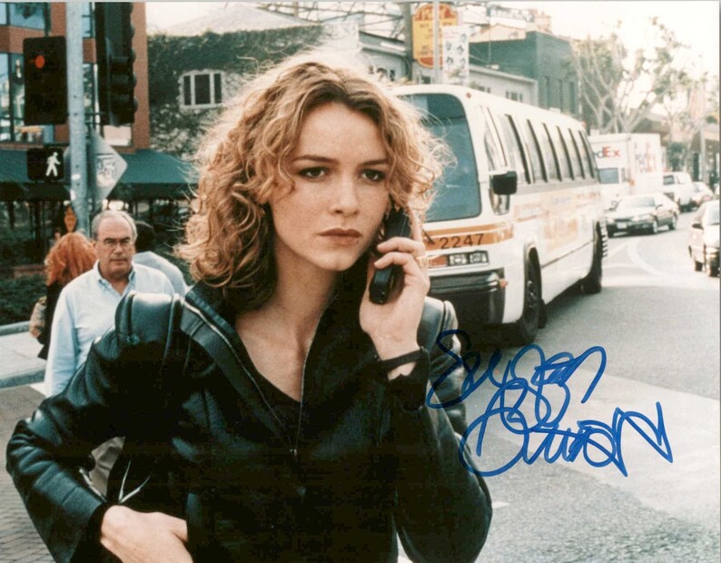 Saffron Burrows Signed Autographed Timecode