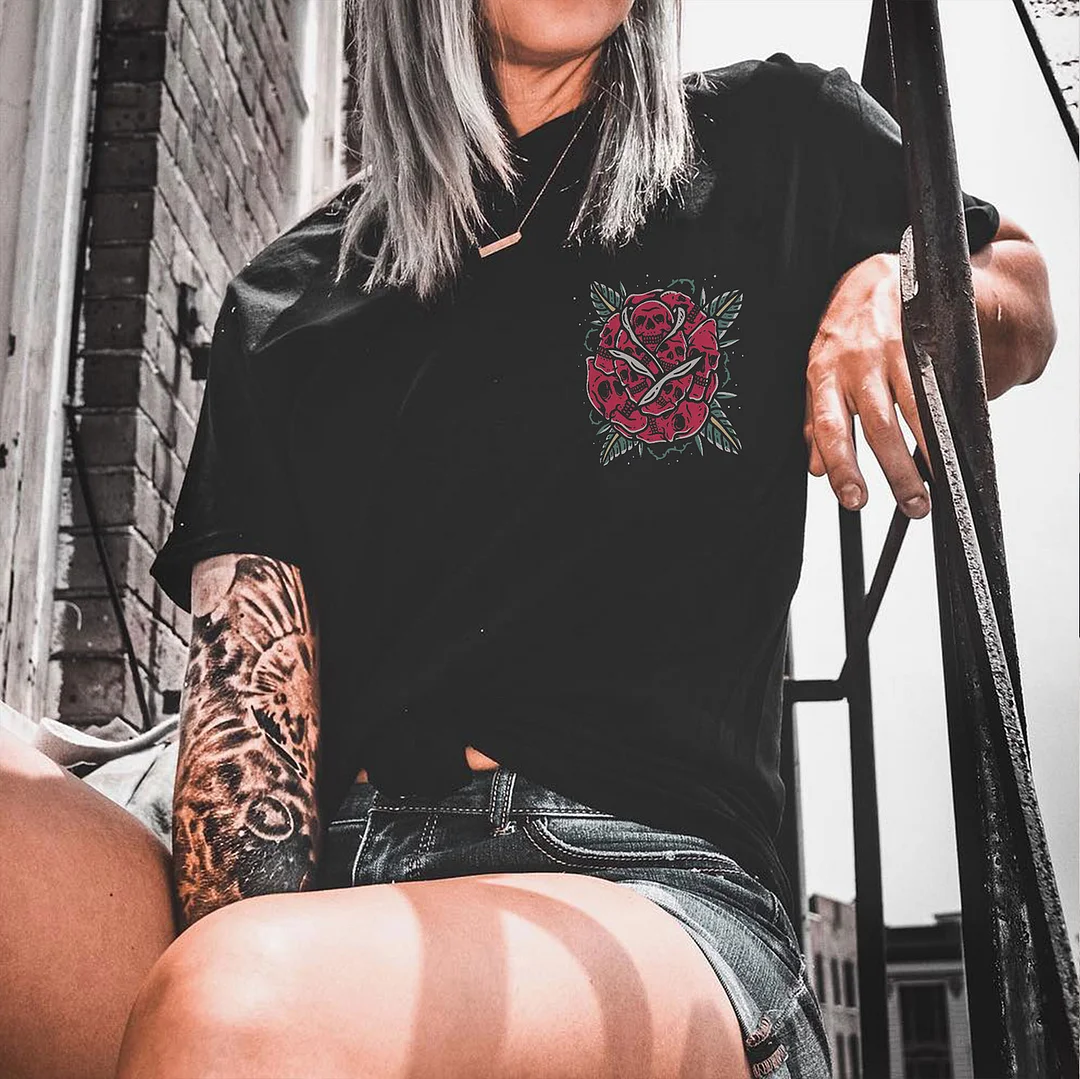 Skull Roses Special Pattern Graphic   Causal Black Print Regular-fit T-shirt