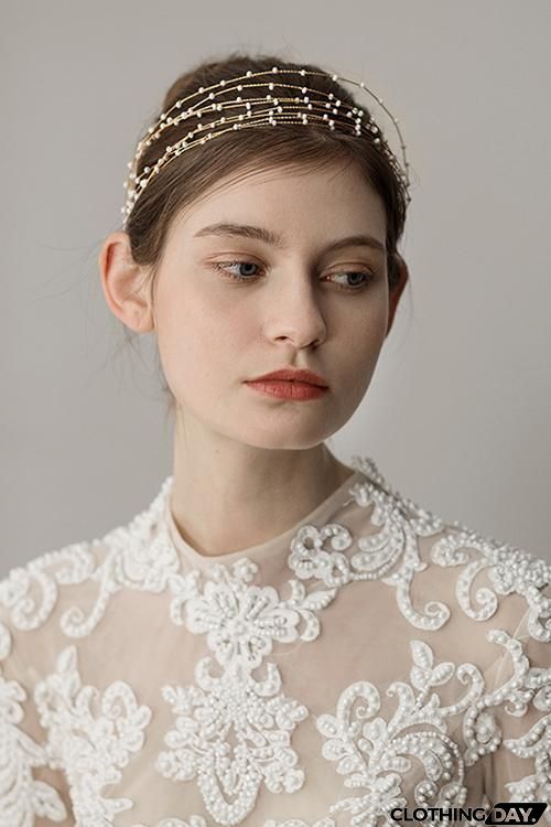 Mini Pearl Layer Hair Band