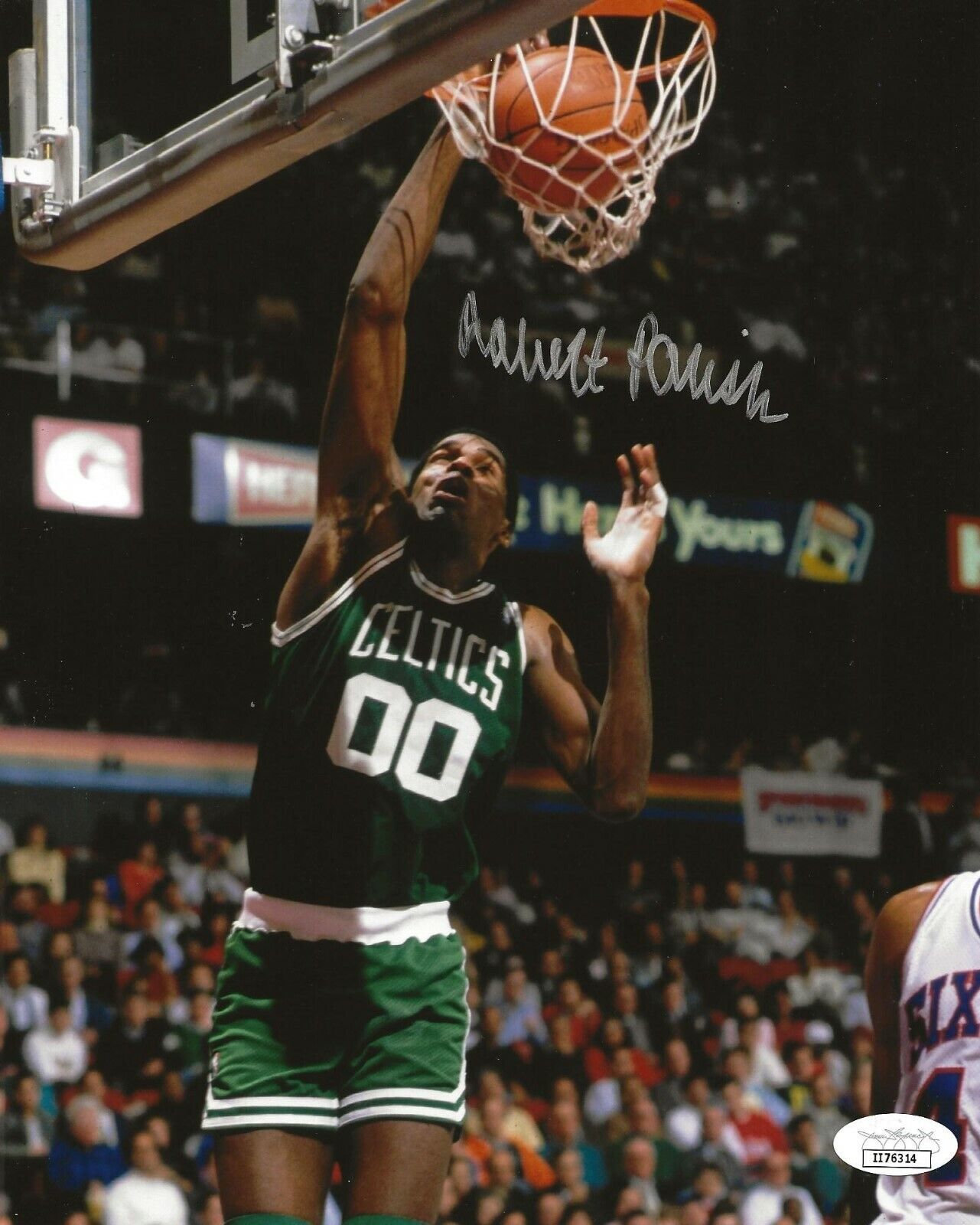 Robert Parish signed Boston Celtics signed 8x10 Photo Poster painting autographed The Chief JSA