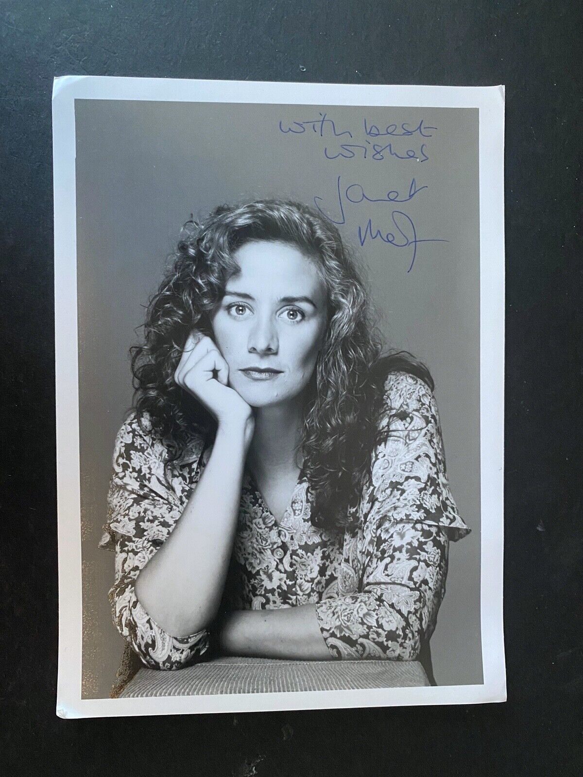 JANET McTEER - POPULAR BRITISH ACTRESS - EXCELLENT SIGNED Photo Poster paintingGRAPH