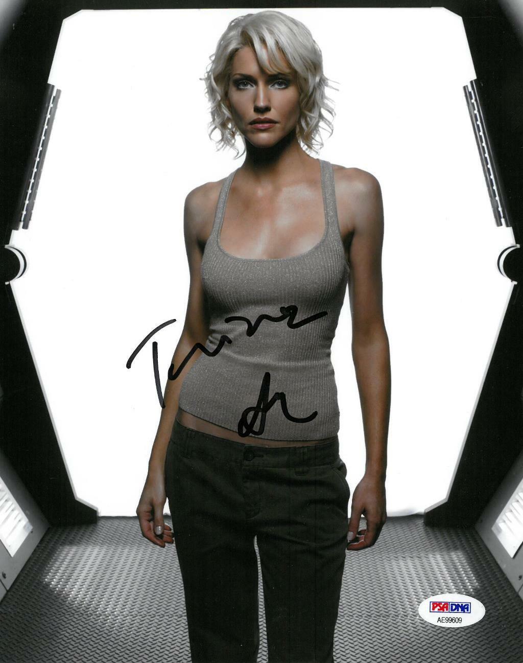 Tricia Helfer Signed Authentic Autographed 8x10 Photo Poster painting PSA/DNA #AE99609