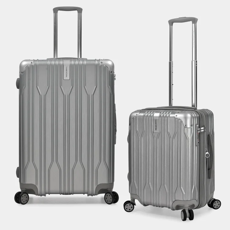 Bell Weather 2 Piece 4 Spinner Wheel Carry On and Large Luggage Suitcase Set