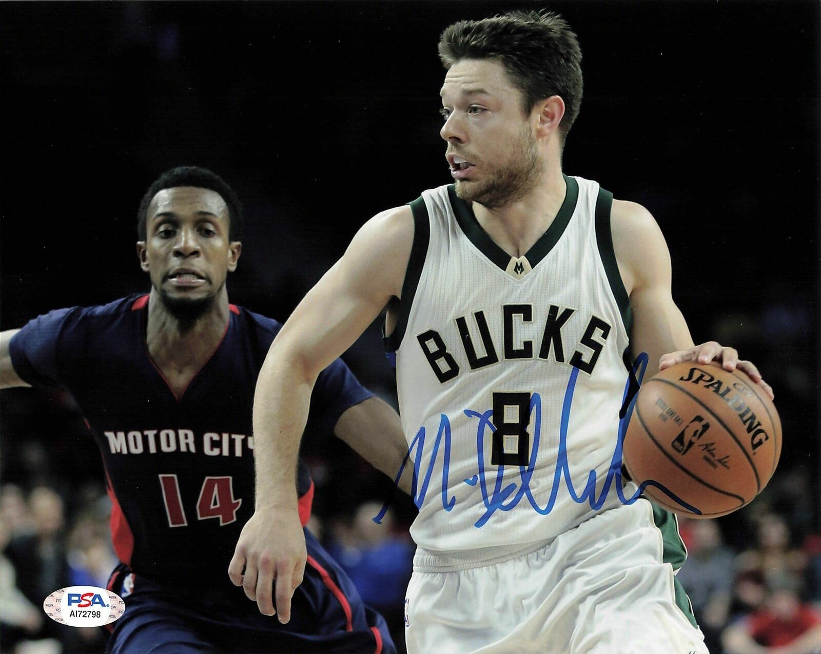 Matthew Dellavedova signed 8x10 Photo Poster painting PSA/DNA Milwaukee Bucks Autographed