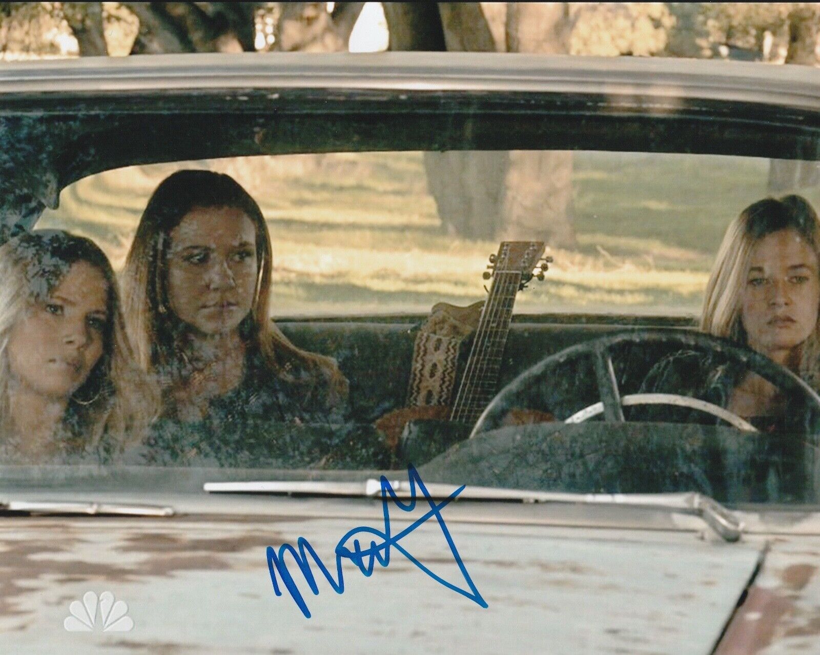 * MADISEN BEATY * signed autographed 8x10 Photo Poster painting * THE FOSTERS * 1