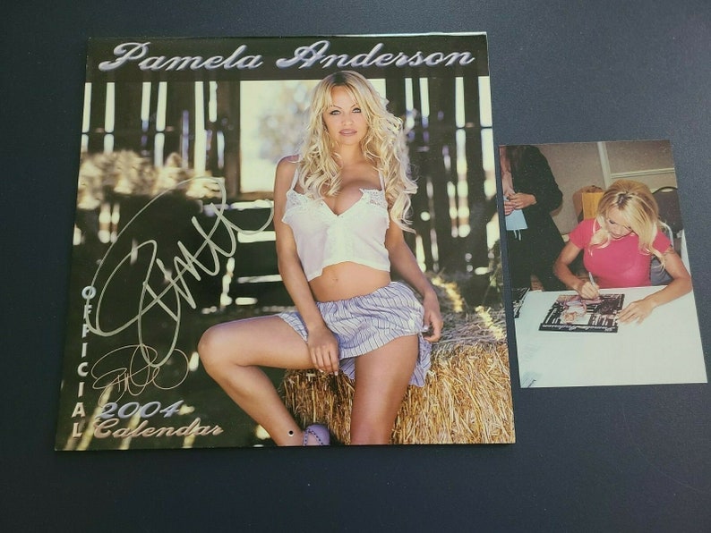 Pamela pam anderson signed autographed 2004 Photo Poster painting calendar