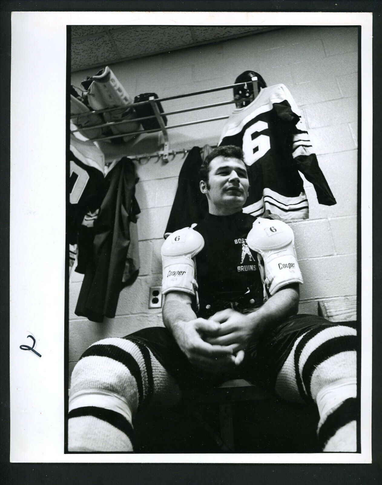 Ted Green in the locker room 1970's Press Original Photo Poster painting Boston Bruins