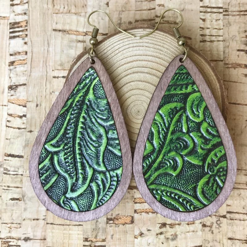Bohemia women retro drop shape leather earings
