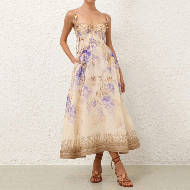 Abito midi con canotta e top a tubino con stampa floreale alla moda