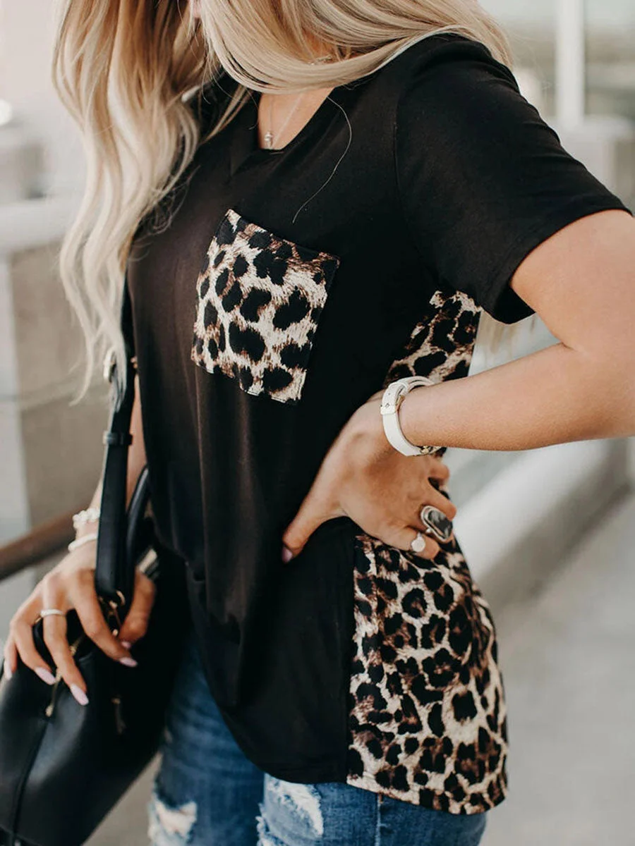 V-Neck Leopard T-shirt