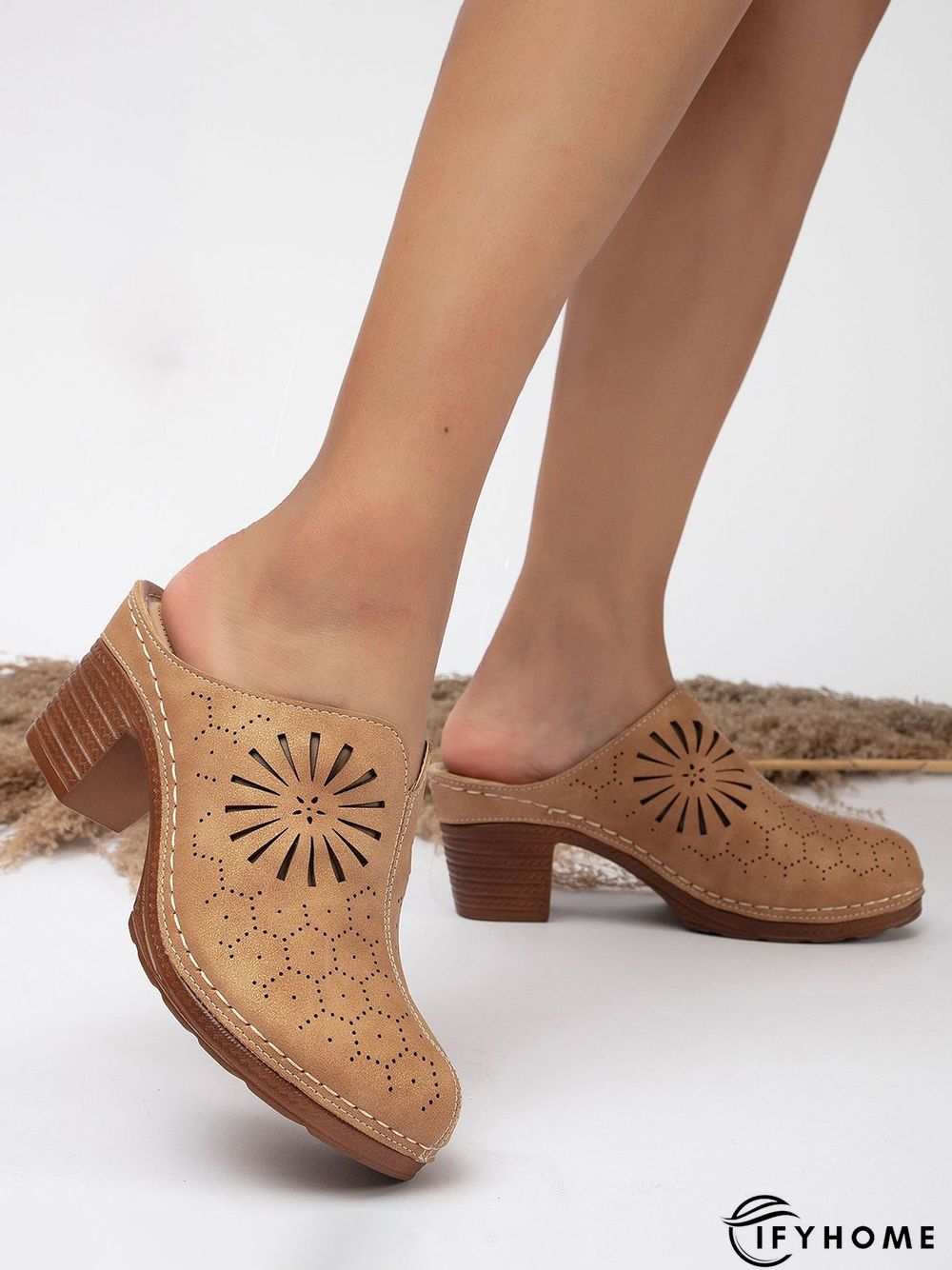 Vintage Plus Size Hollow out Chunky Heel Mules | IFYHOME