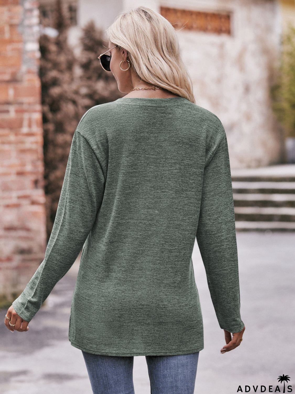 Buttoned Notched Neck Long Sleeve Top