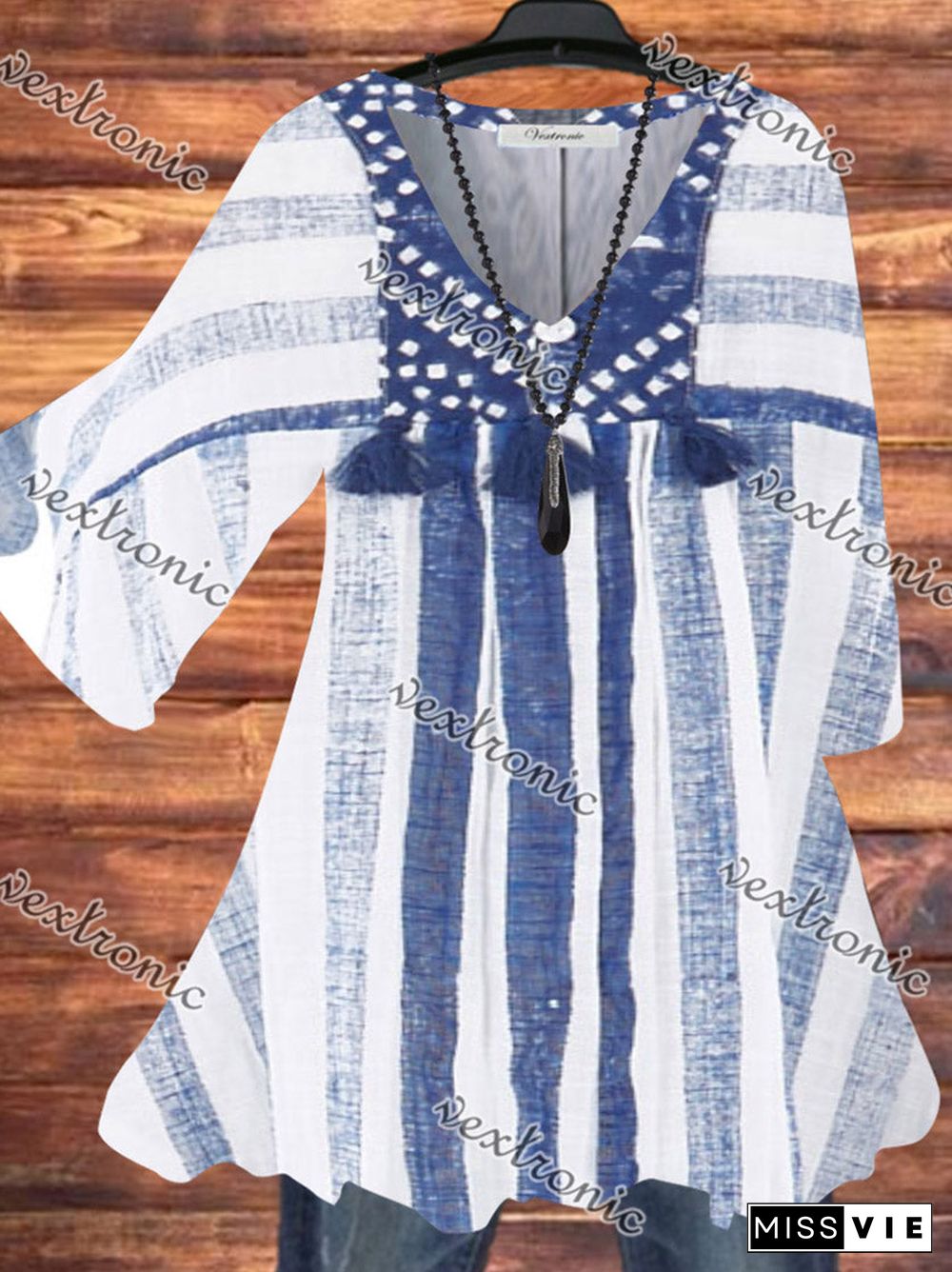 Women Casual Half Sleeve V-neck Striped Printed Top