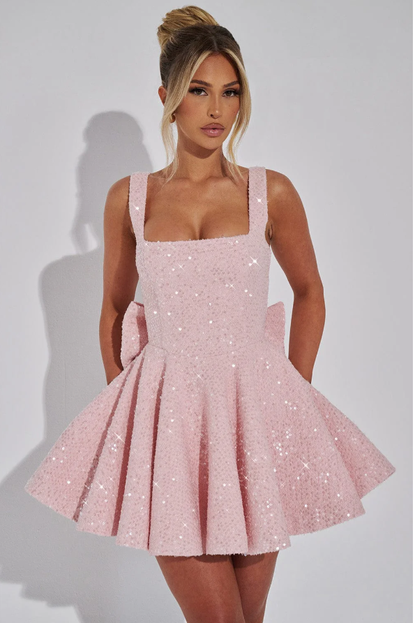 Daisda Sleeveless Straps Square Sequins Homecoming Dress With Bowknot