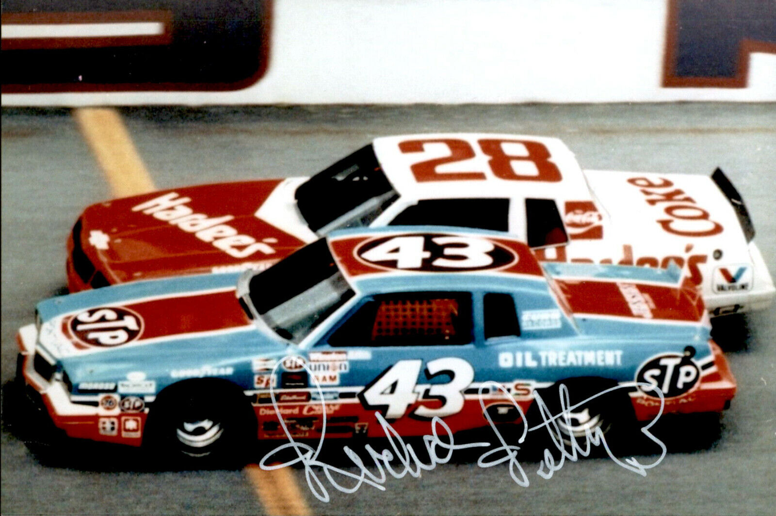 Richard Petty SIGNED autographed 4x6 Photo Poster painting NASCAR RACE CAR DRIVER LEGEND #4