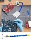 1/4In Thread Bench Vise Table Clamp Soldering Iron Holder PCB Welding Repair