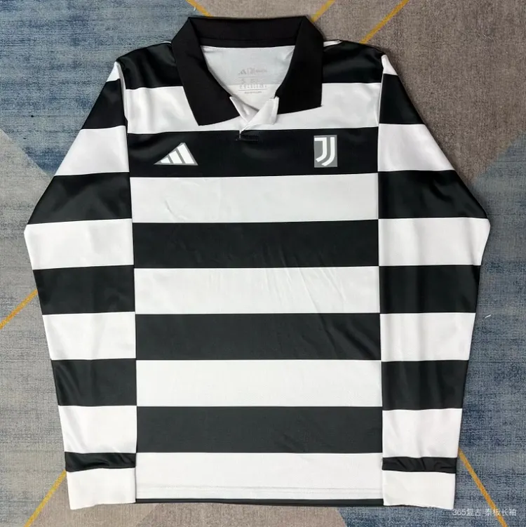 2627 Juventus' Four Away Games - Fan Version