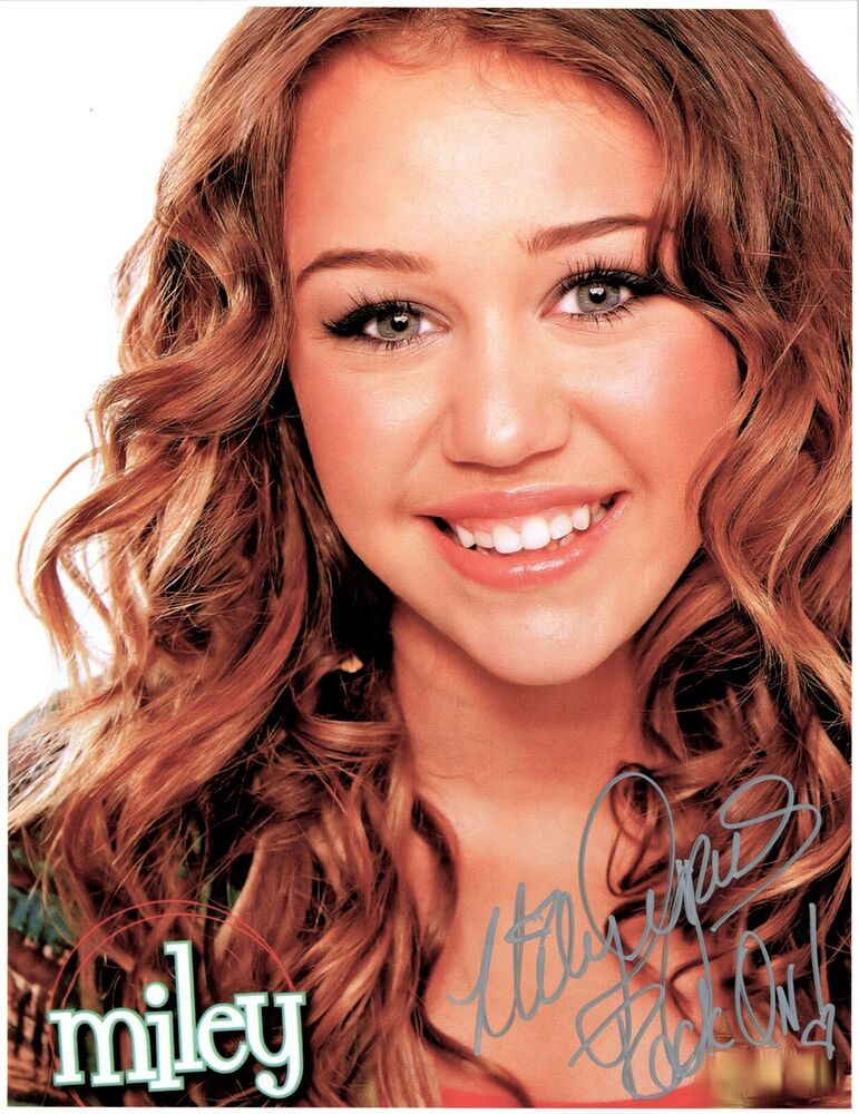 Young MILEY CYRUS In-person Signed Photo Poster painting