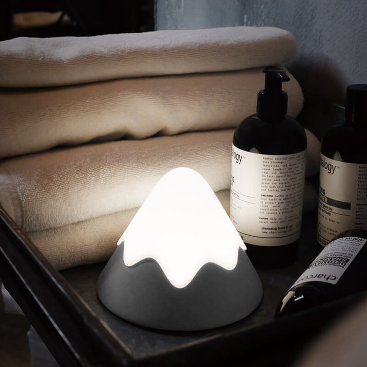LED Silicone Snow Mountain Rechargeable Night Light CSTWIRE