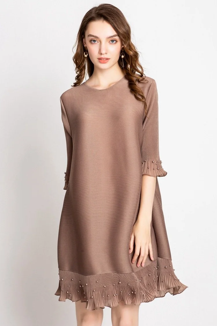 Round neck beaded pleated mid-length lace dress