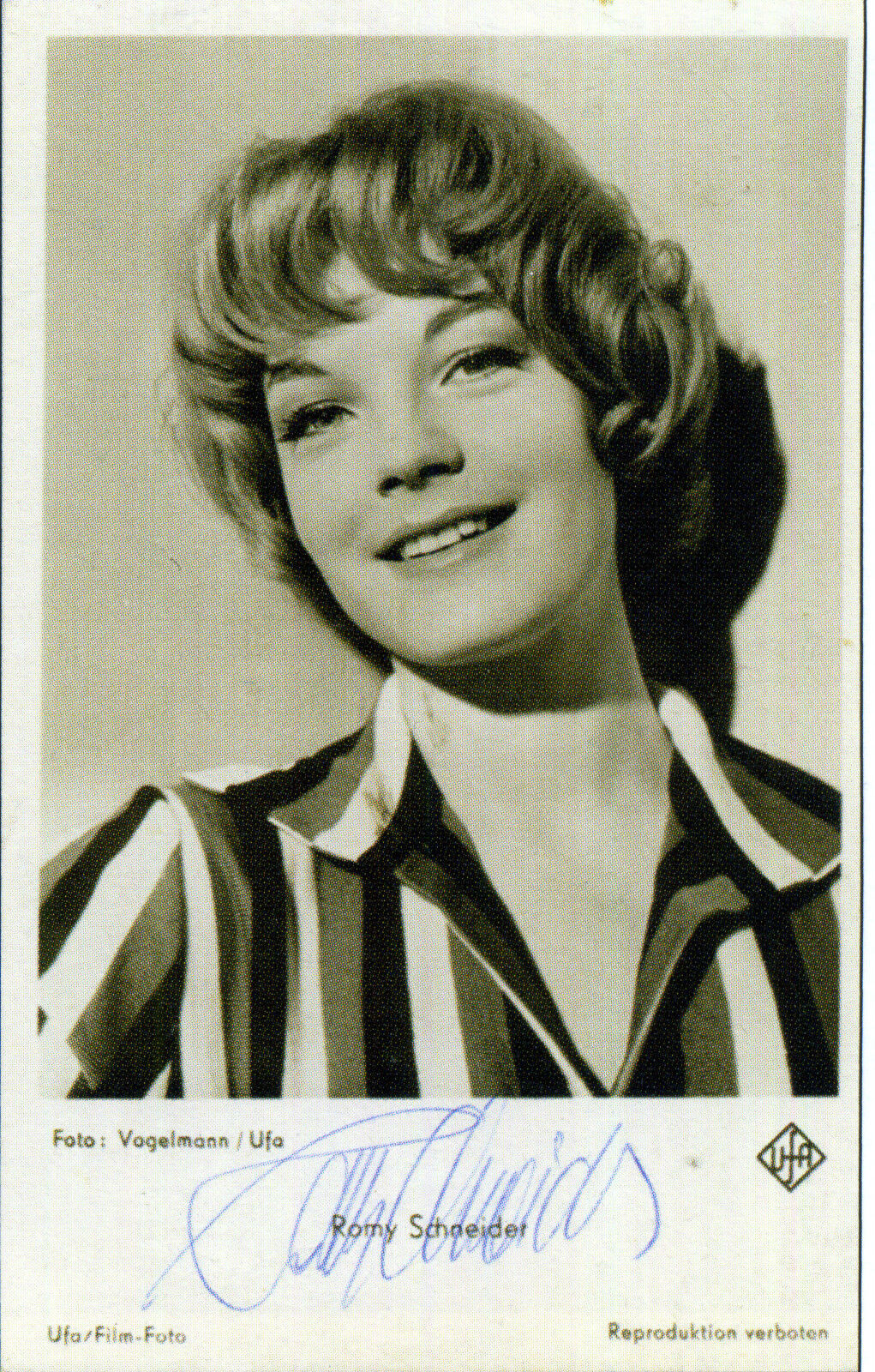 ROMY SCHNEIDER Autographed Photo Poster paintinggraph - Film Actress - preprint