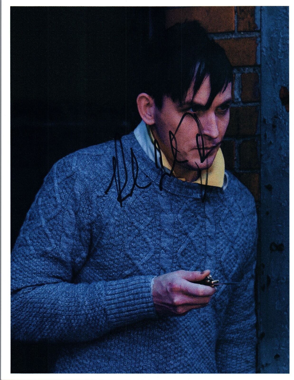 Robin Lord Taylor Signed Autographed 8x10 Photo Poster painting Gotham Oswald The Penguin COA VD