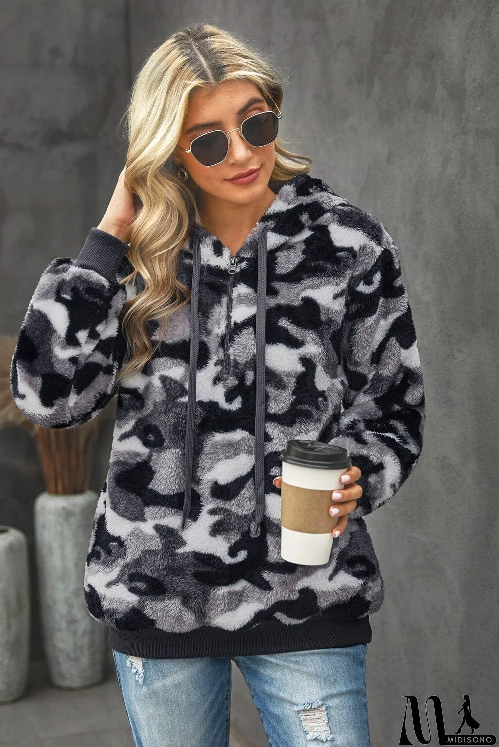 MidiSono - Winter Women's Gray Camo Print Warm Furry Pullover Hoodie