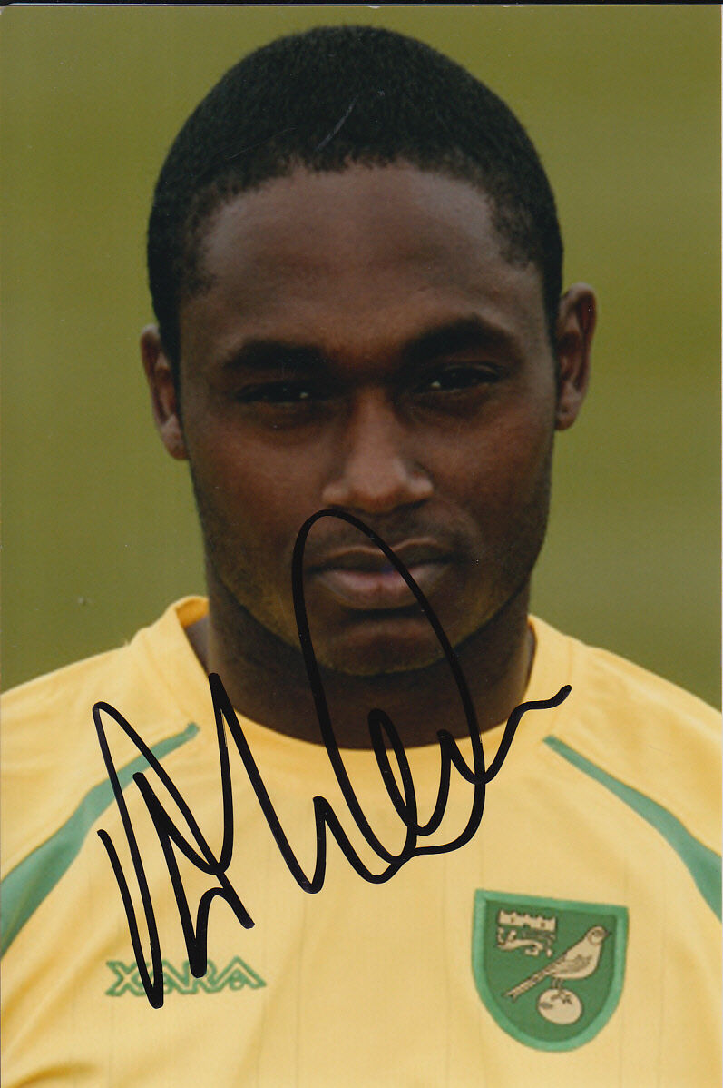 NORWICH CITY HAND SIGNED ANTHONY MCNAMEE 6X4 Photo Poster painting 1.