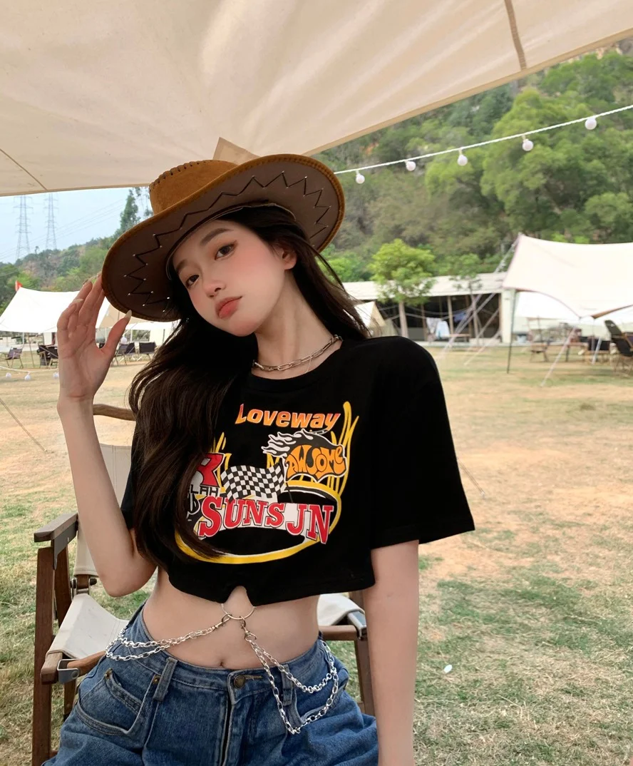 Brownm Brownm 2024 New Hottie Everything Ins Trendy T-Shirt Women's Design Sense Chain Short Crop Black Short-Sleeved Top