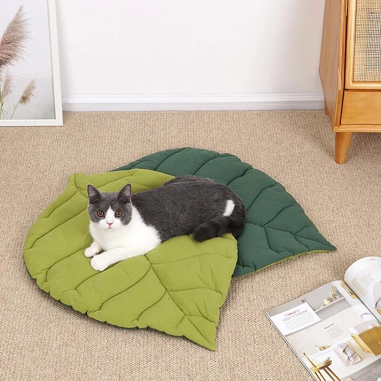 Leaf Shape Soft Pet Mat 1