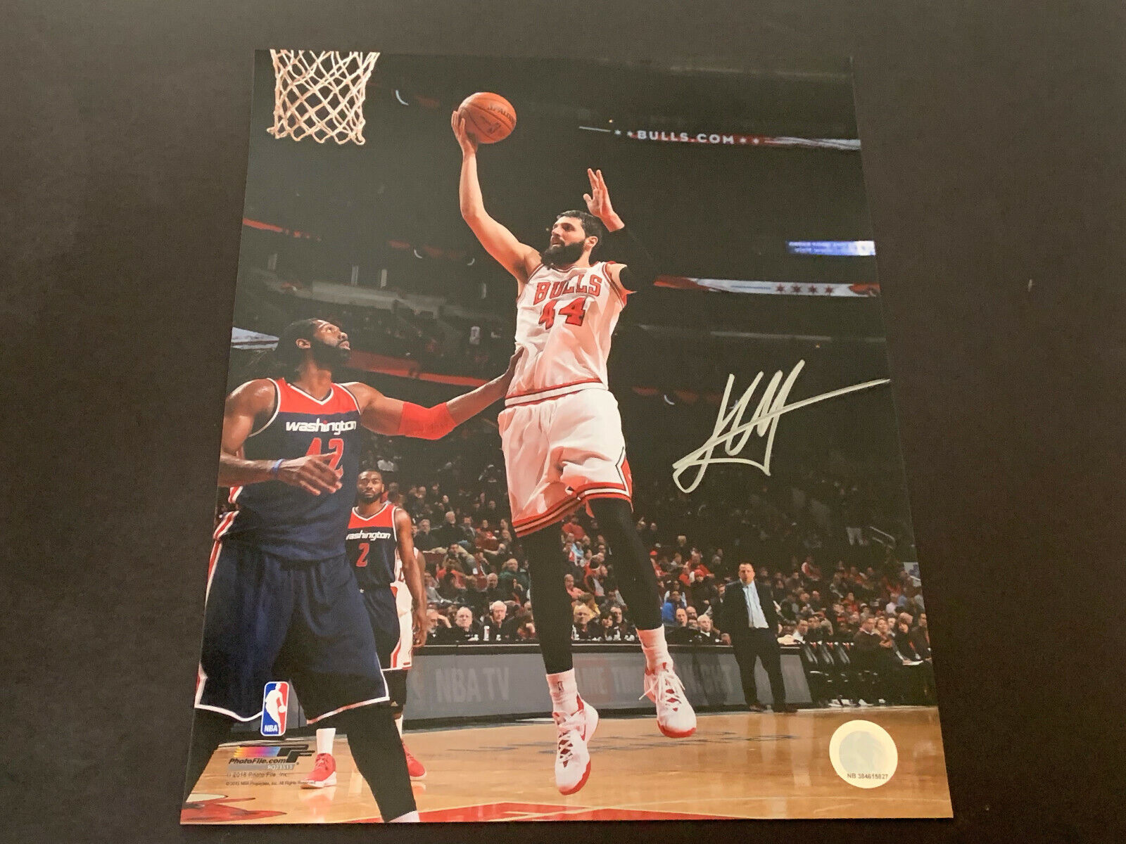 Nikola Miroti? Chicago Bulls Autographed Signed 11x14 .