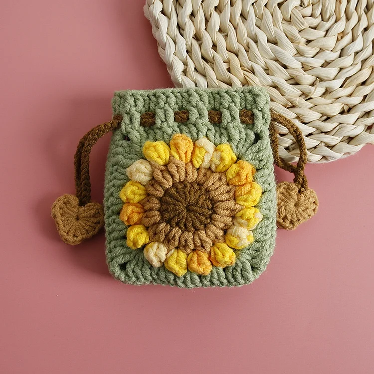 Lulusnow Handmade Green Sunflower Small Money Pouch Crochet Mini Drawstring Bag