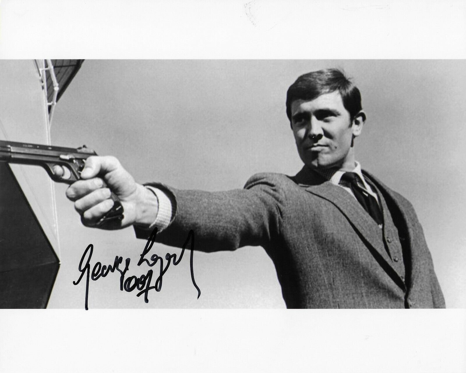 George Lazenby James Bond 007 Original Autographed 8X10 Photo Poster painting #28 signed @HShow