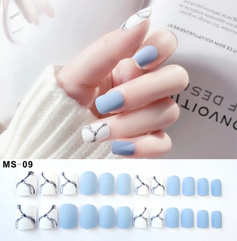 24Pc Matte Fake Nail Art Decoration Red Green White Chic Long Square Head Press on Full Cover False Nails Tips with Glue Sticker-Nail Inspo