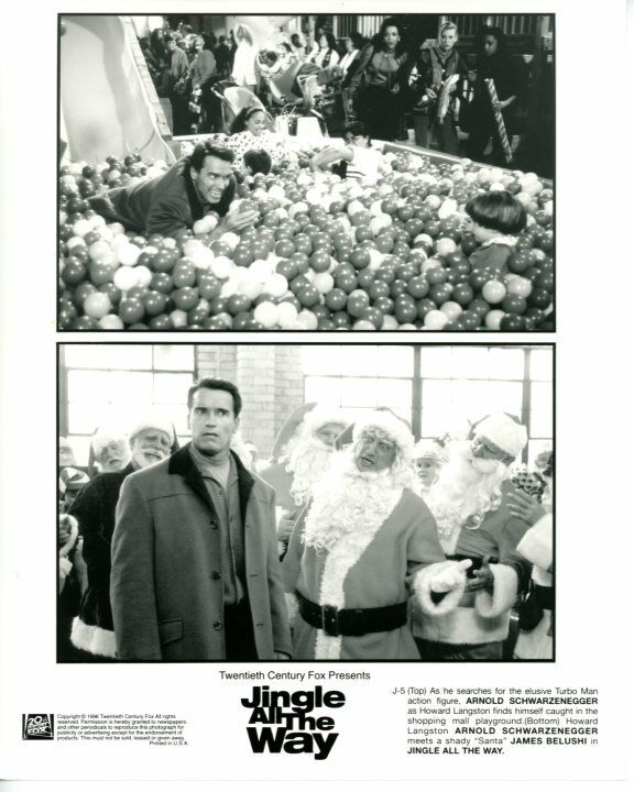 Arnold Schwarzenegger Jim Belushi Jingle all the Way Original Press 8X10 Photo Poster painting