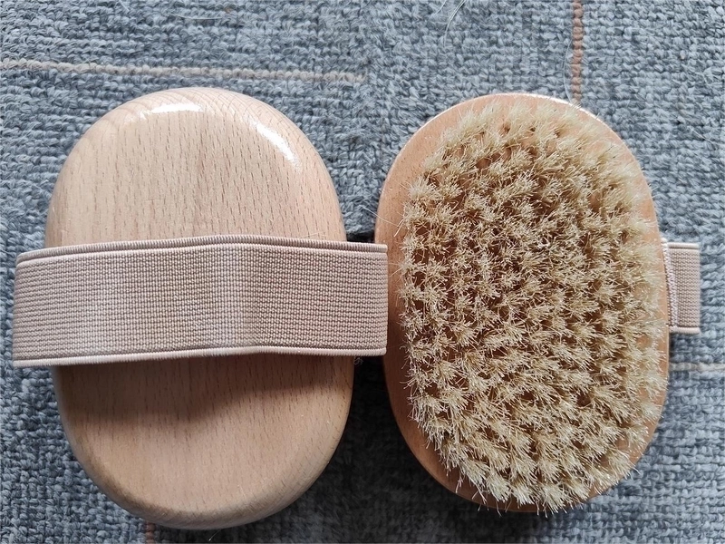 Retro Solid Color Wood Bath Brush/massage Brush 1 Piece