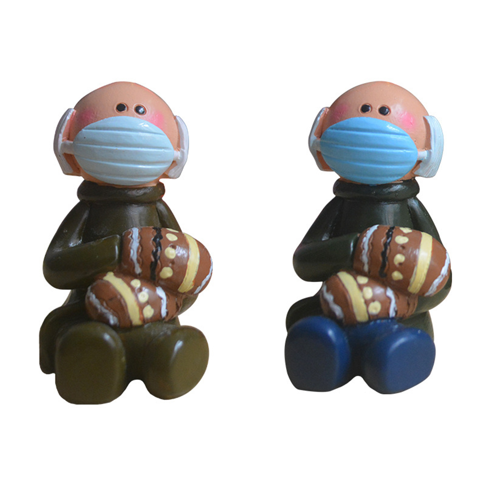 

Innovative Bald Old Man Wear Mask Resin Statue Symbolize Luck Craft Pendant, 501 Original
