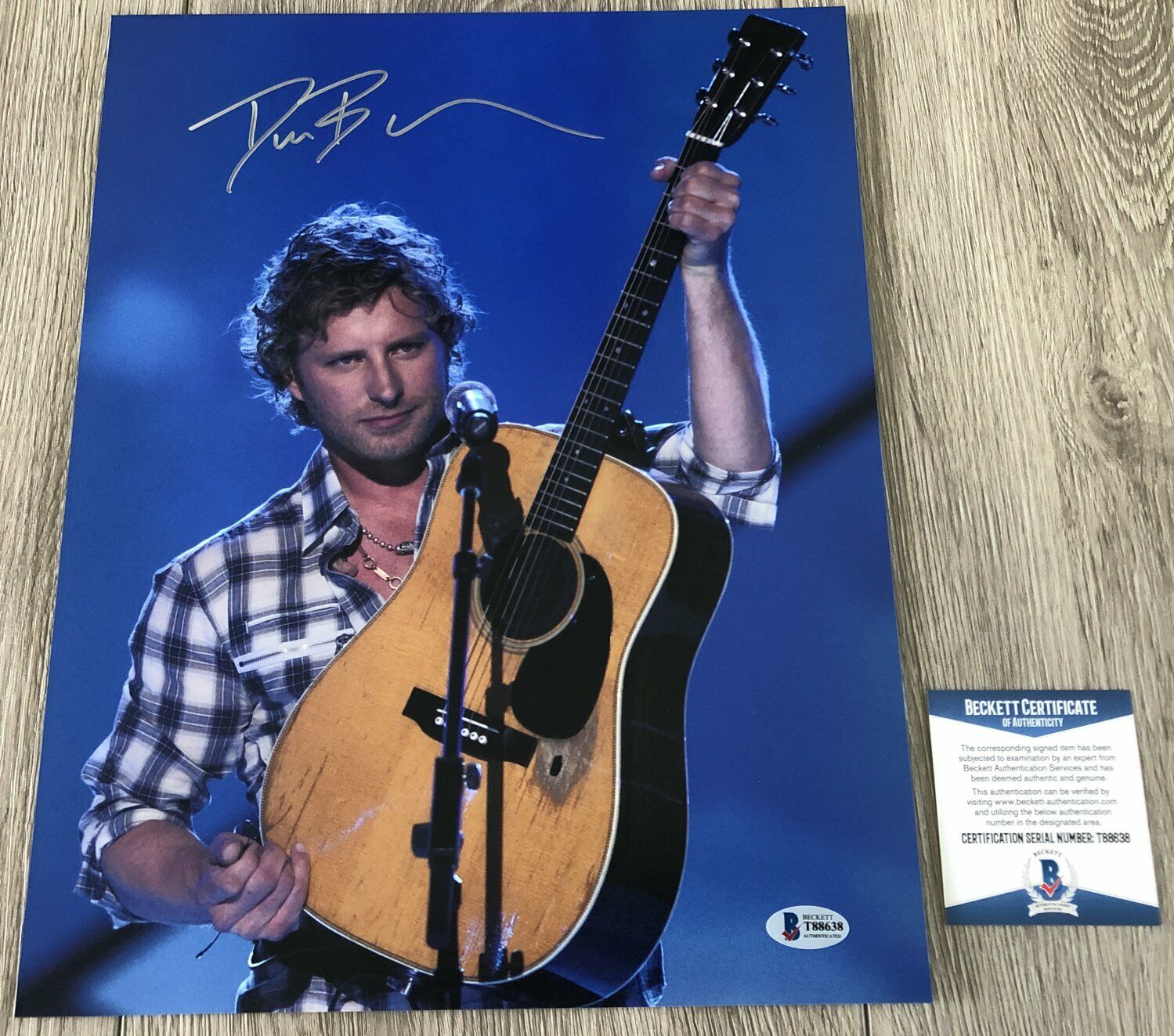 DIERKS BENTLEY COUNTRY SIGNED AUTOGRAPH 11x14 Photo Poster painting C w/PROOF & BECKETT BAS COA