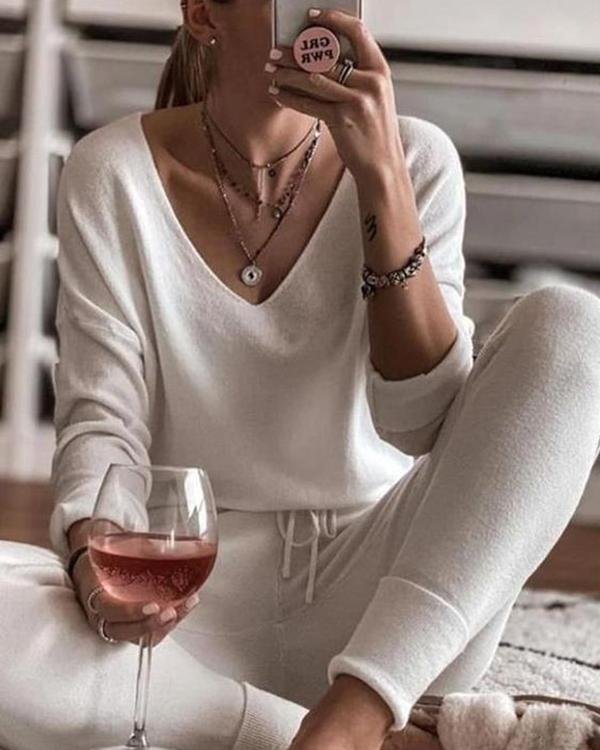 Simple V-neck Long-sleeved T-shirt and Drawstring Sweatpants Suit