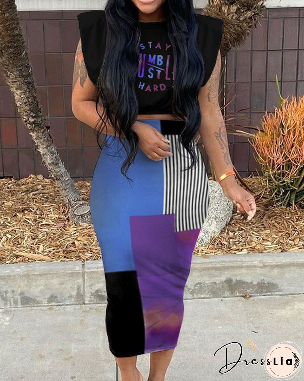 Letter Print Crop Top & Colorblock Skirt Set