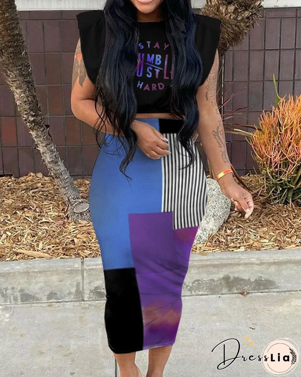 Letter Print Crop Top & Colorblock Skirt Set