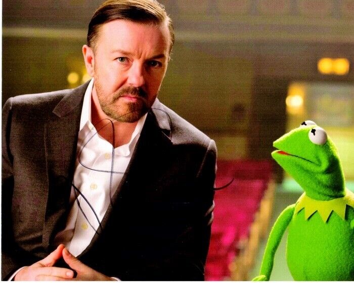 Ricky Gervais Signed The Office Creator - Comedian - Muppets Kermit 8x10 Photo Poster painting