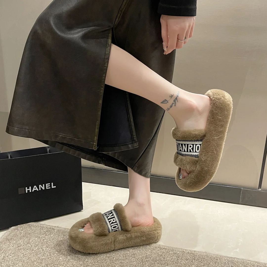 Yyvonne Sense Of Niche Fur Slippers Women Wear 2025 Autumn New Thick Background Warm Anti-Slip Home Word Drag