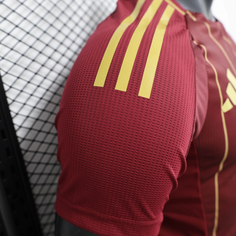 24/25 Roma Home Player Version Football Shirt Thai  Quality