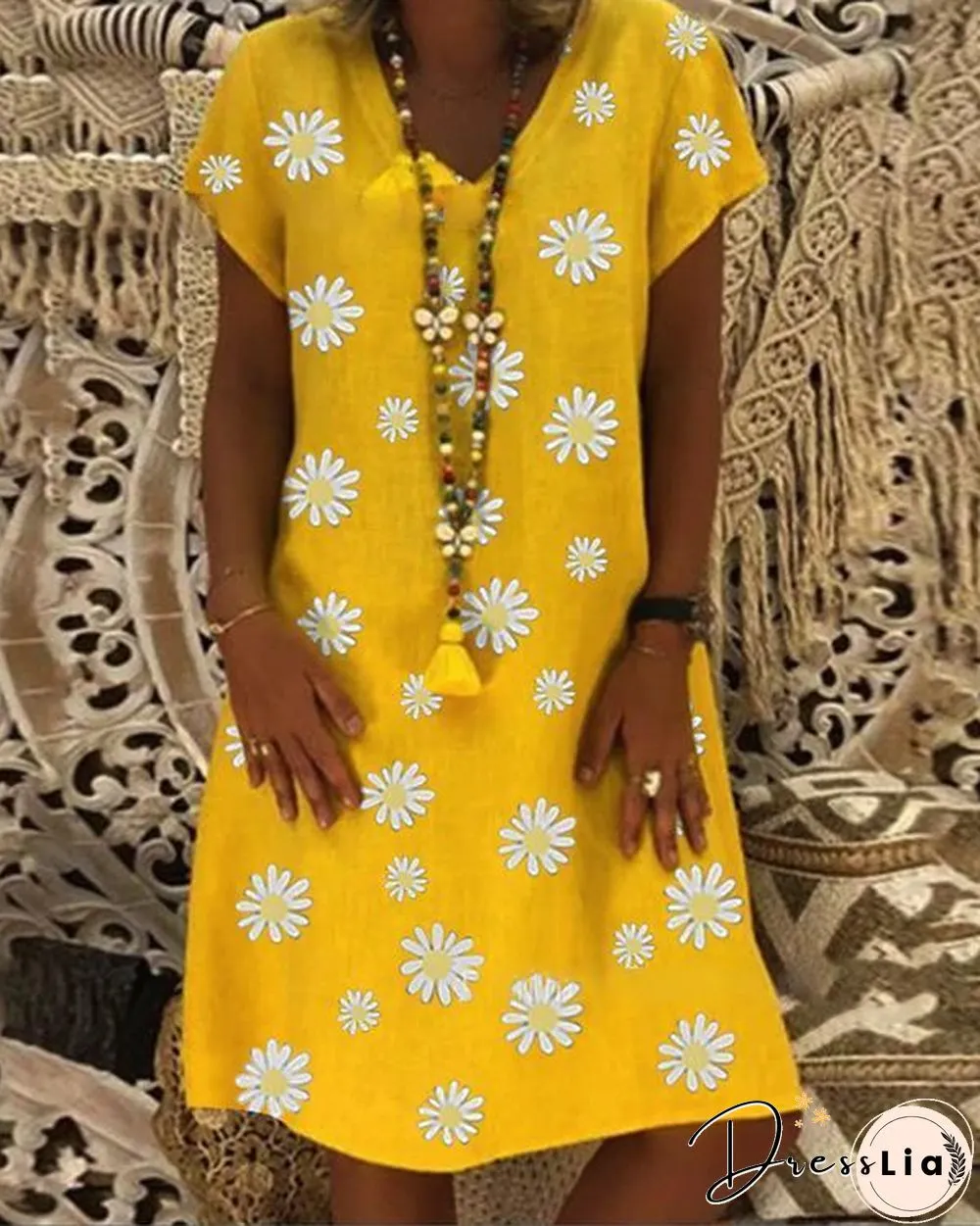 Casual Vintage V-neck Short-Sleeved Daisy Dress